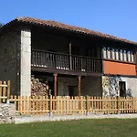 Rural Llerau 3*