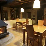 Rural Llerau 3* Ponga