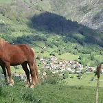 Rural Llerau 3* Ponga