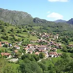 Rural Llerau 3* Ponga