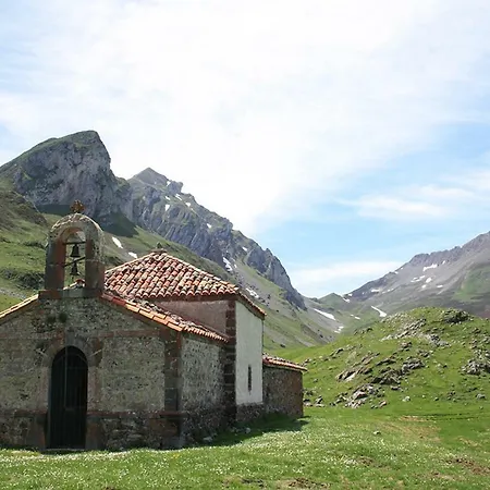 호텔 Rural Llerau 3*