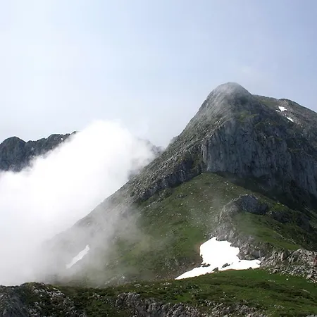 Rural Llerau 호텔 3*