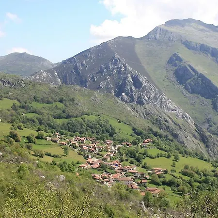 Rural Llerau 3*