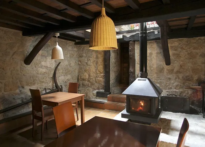 Rural Llerau 3* Ponga