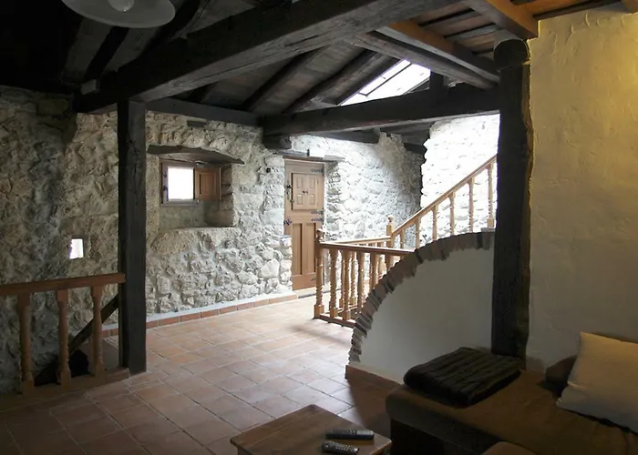 Rural Llerau Hotel 3*