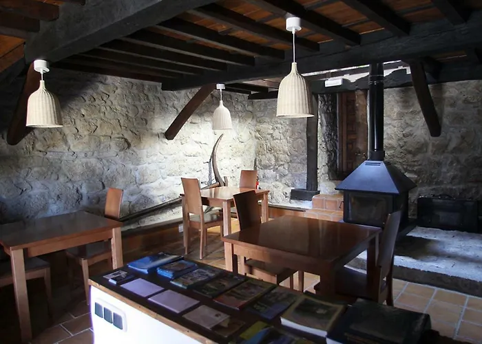 호텔 Rural Llerau 3*