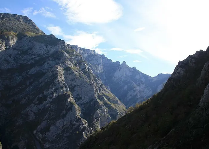 Hotel Rural Llerau 3*