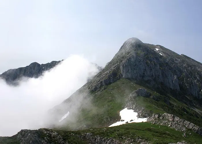 Rural Llerau Hotel 3*