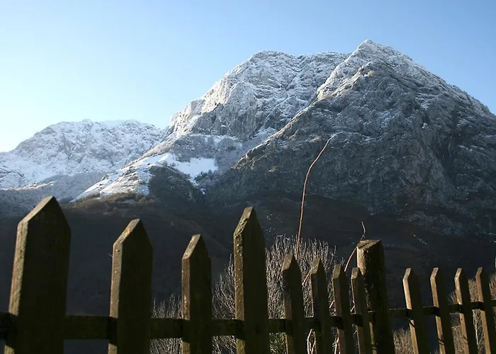 Rural Llerau Hotel Ponga